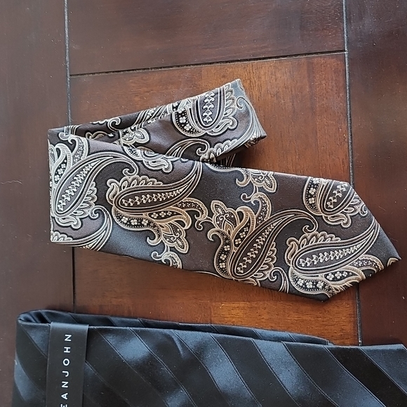 Lot of 4 Men's NWT / NWOT Silk Ties - Picture 14 of 16